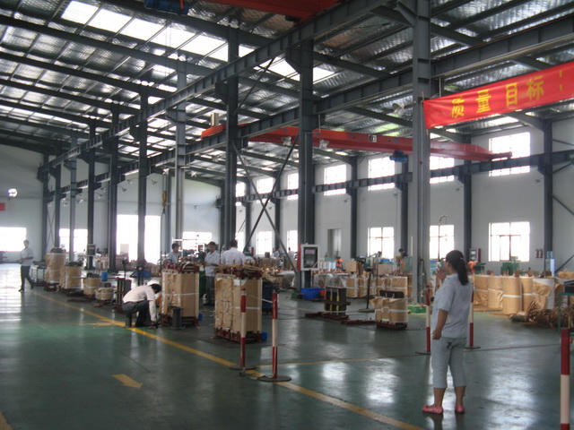 德州变压器生产车间